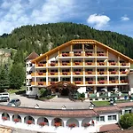 Ξενοδοχείο Cesa Tyrol