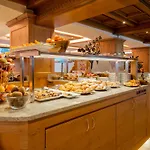 Ξενοδοχείο Cesa Tyrol 4*