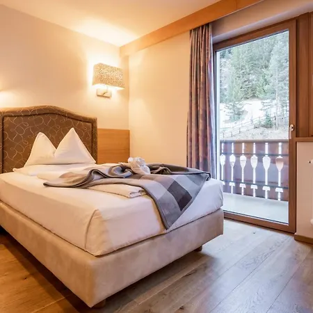 Cesa Tyrol Hotel Canazei