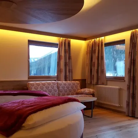 酒店 瑟萨蒂罗尔酒店 卡纳泽伊