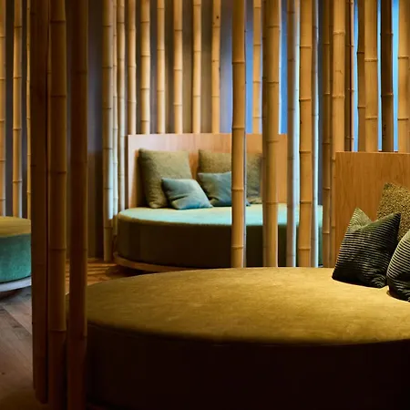 Cesa Tyrol Hotel 4*