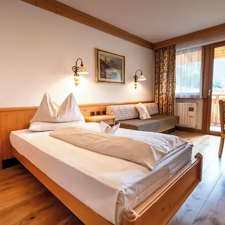 Cesa Tyrol 4*