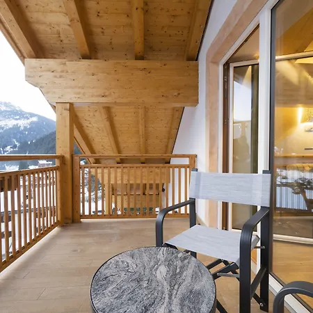 Ξενοδοχείο Cesa Tyrol 4*