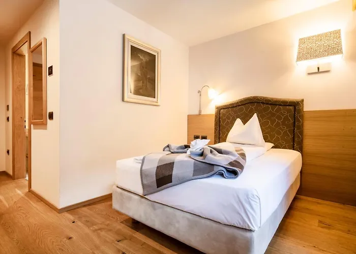 Hotel Cesa Tyrol Canazei