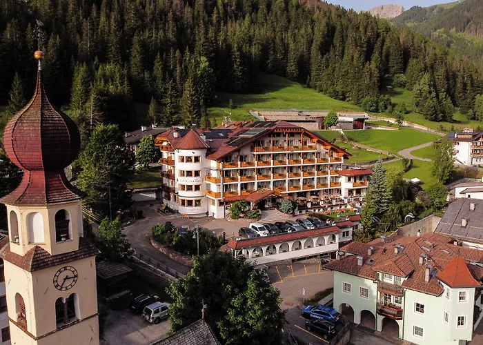 Cesa Tyrol Hotel Canazei