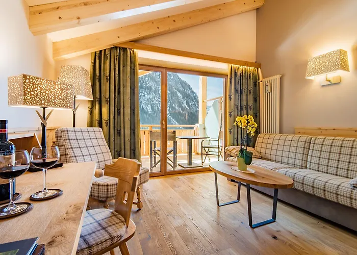 Hotel Cesa Tyrol Canazei