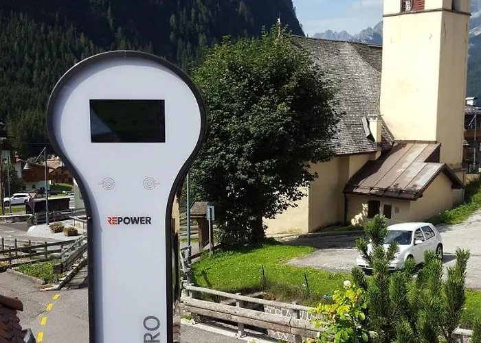 Cesa Tyrol ホテル