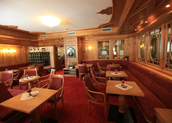 Hotel Cesa Tyrol Canazei